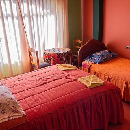 Olas Del Titicaca Backpackers Hostel Copacabana  Bagian luar foto