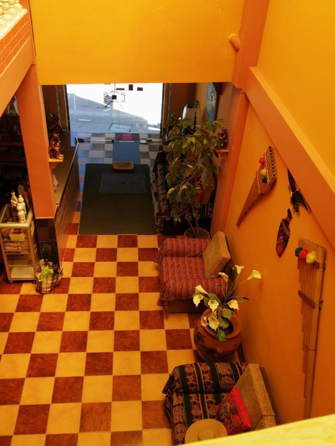 Olas Del Titicaca Backpackers Hostel Copacabana  Bagian luar foto