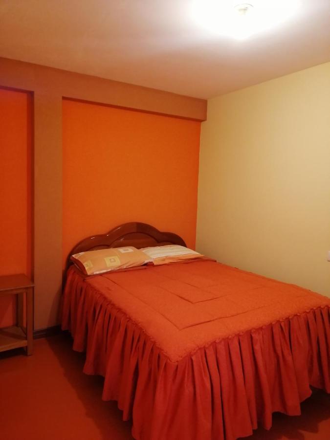 Olas Del Titicaca Backpackers Hostel Copacabana  Bagian luar foto