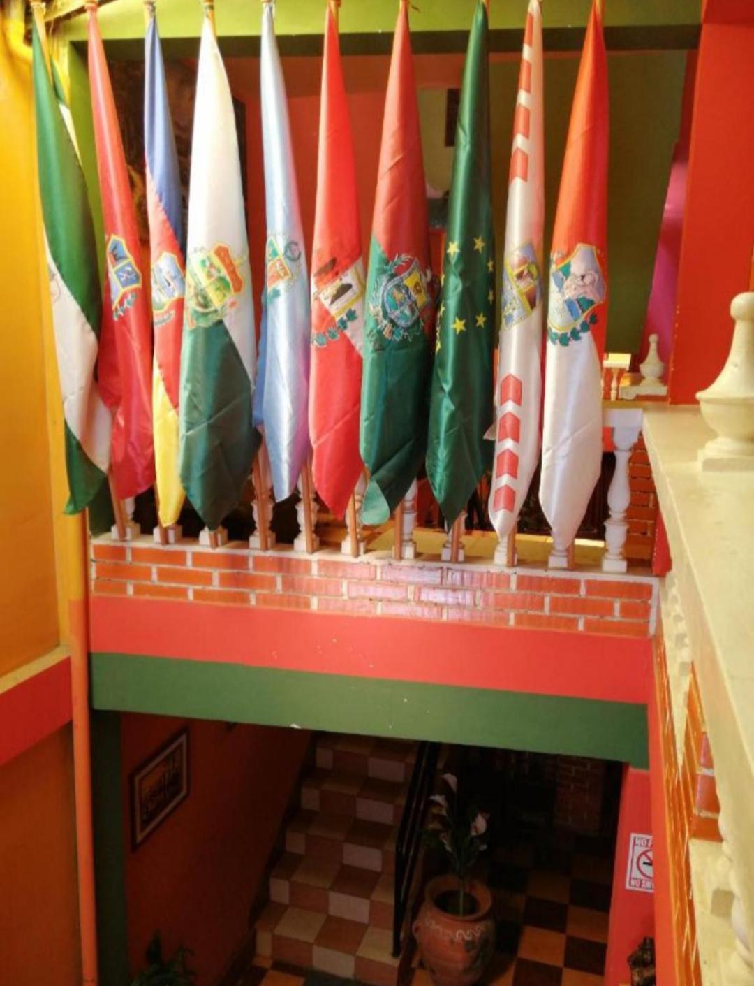 Olas Del Titicaca Backpackers Hostel Copacabana  Bagian luar foto