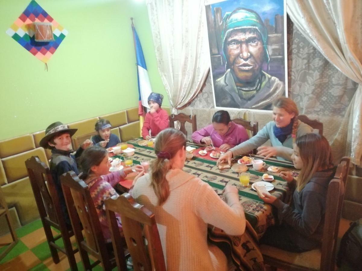 Olas Del Titicaca Backpackers Hostel Copacabana  Bagian luar foto