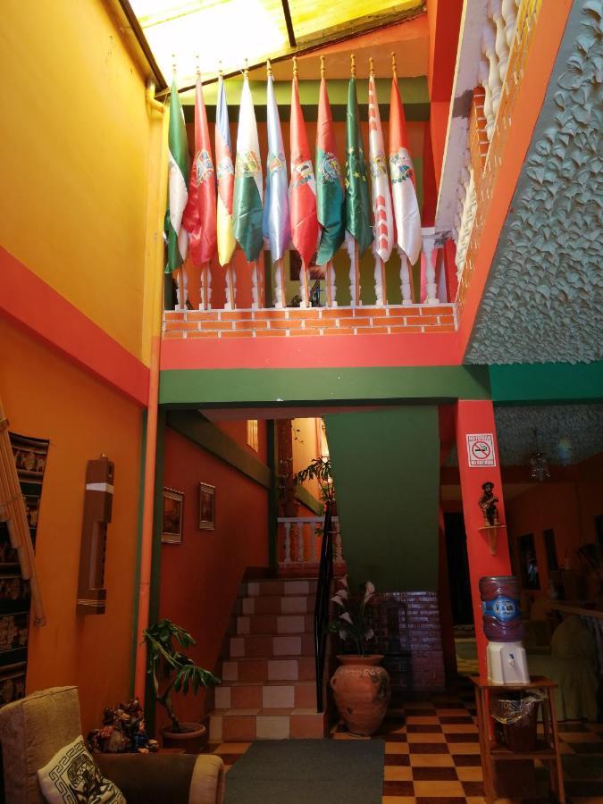 Olas Del Titicaca Backpackers Hostel Copacabana  Bagian luar foto